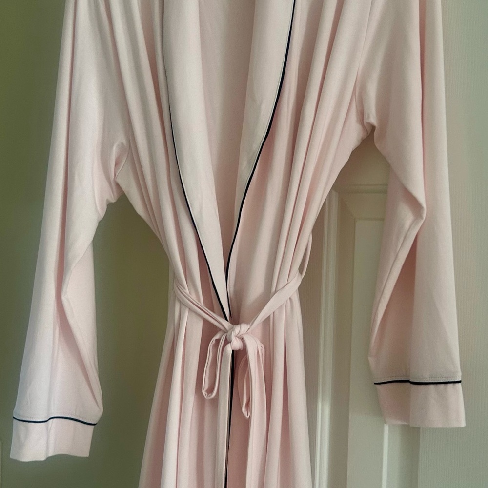 Ebery Gisele TENCEL™ Modal Robe - Pink